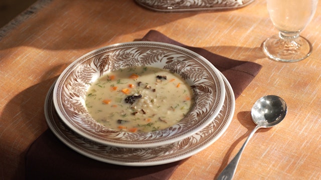 Thanksgiving Raisin Pie; Gourd Candles; Polish Mushroom Soup