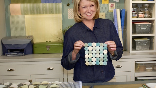 How to Make a 6,000 Piece Yo-Yo Quilt